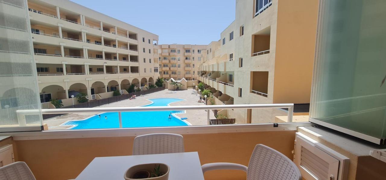 Vivienda Vacacional Marineda Sol Con Piscina El Medano Bagian luar foto